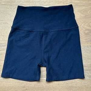 Beyond yoga biker short spacedye